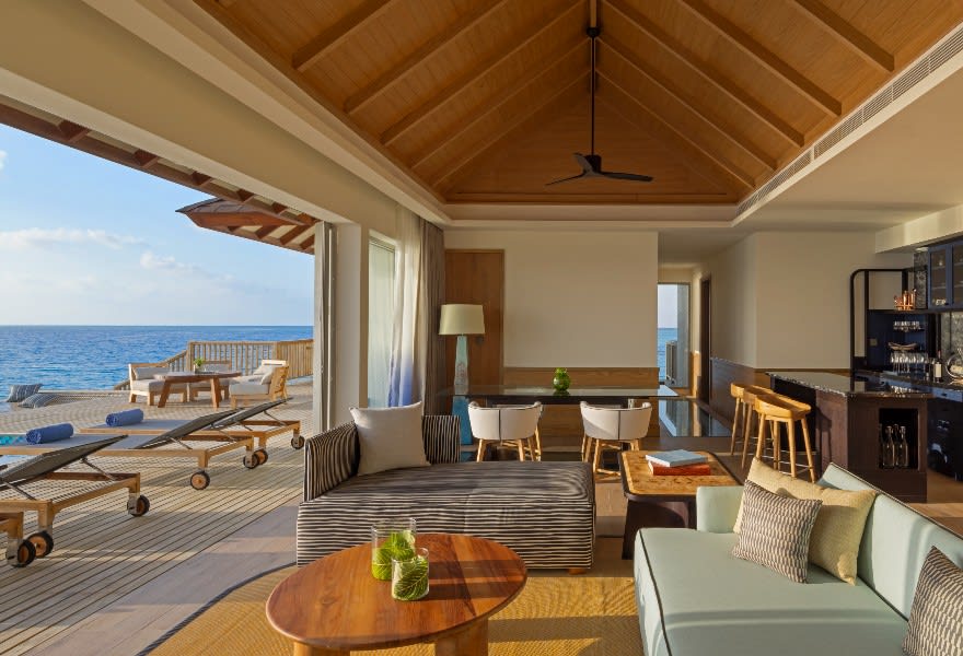 Three Bedroom Sunset Overwater Pool Residence photo 15